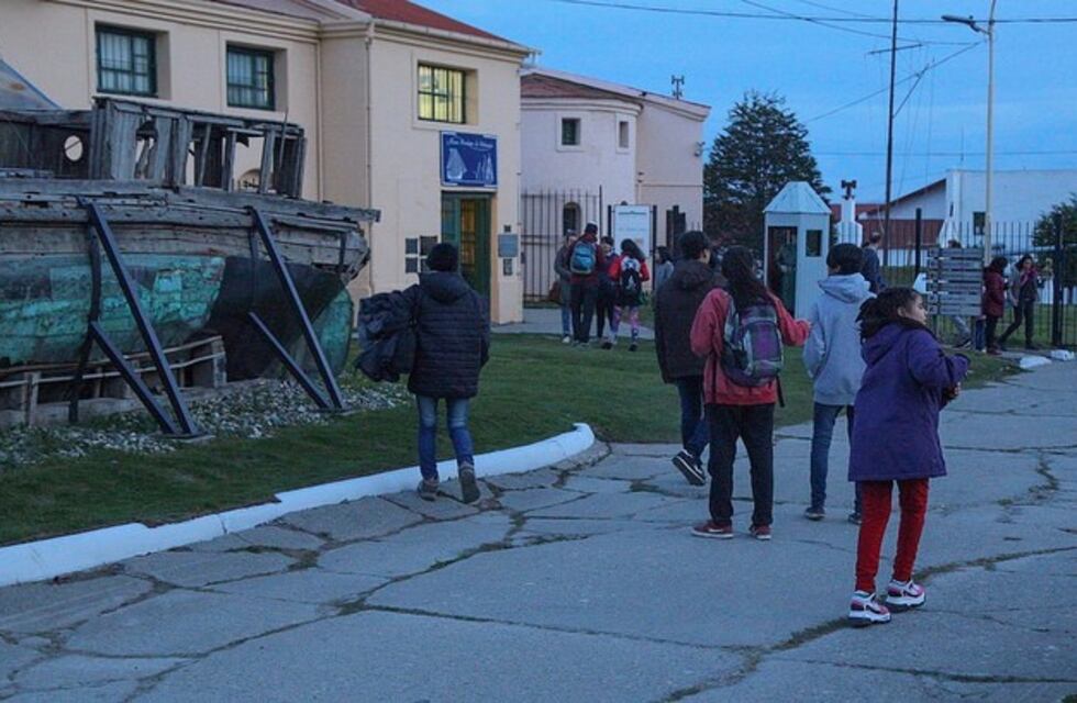 Presentarán en Ushuaia “18 Crónicas Patagónicas”