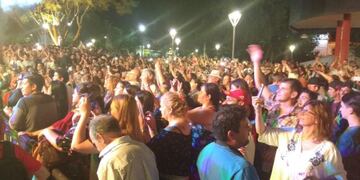 Una multitud partició de la celebración por los 141 años de la  ciudad de santa Rosa de Calamuchita\u002E