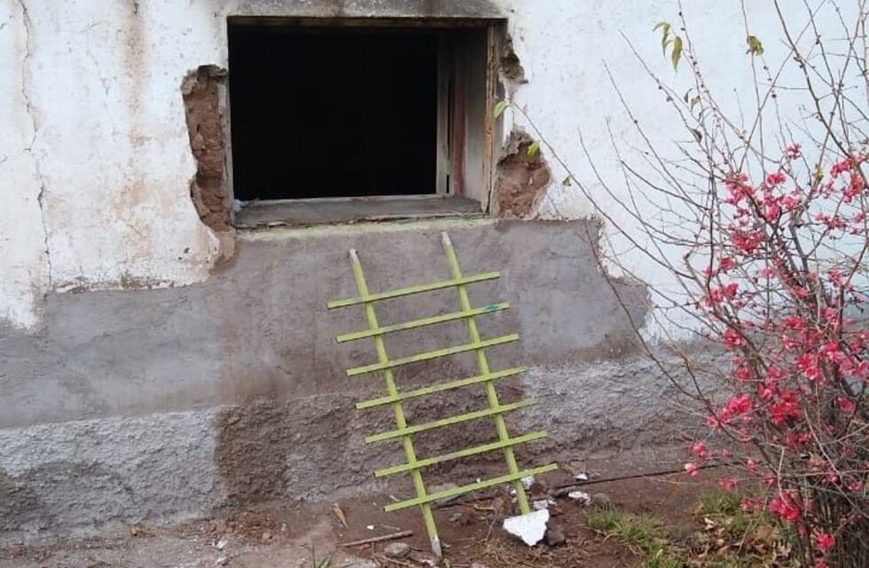 Incendiaron una sede de Unidad Ciudadana en Luján de Cuyo