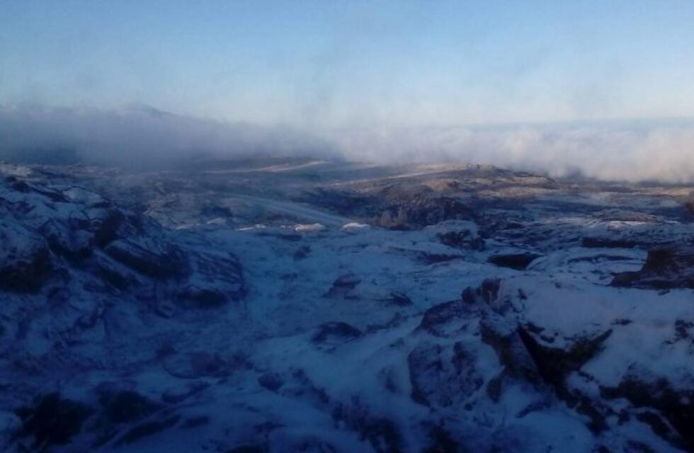 Comenzó a nevar en las Altas Cumbres: por ahora, camino habilitado