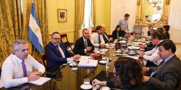 Gran expectativa por anuncios económicos ante la pandemia del coronavirus\u002E (Presidencia de la Nación)