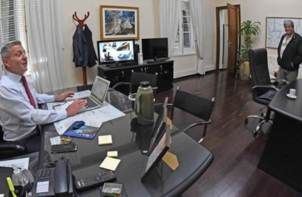 Notas de repudio a los hechos vandálicos a la casa de Gobierno en Rawson