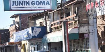 Robaron en dos comercios históricos de Corrientes\u002E (Foto: El Litoral)