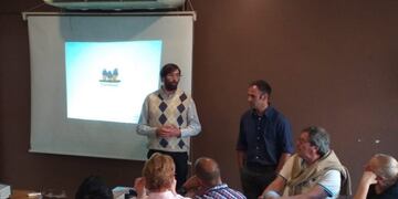 Reunión de privados con Municipales