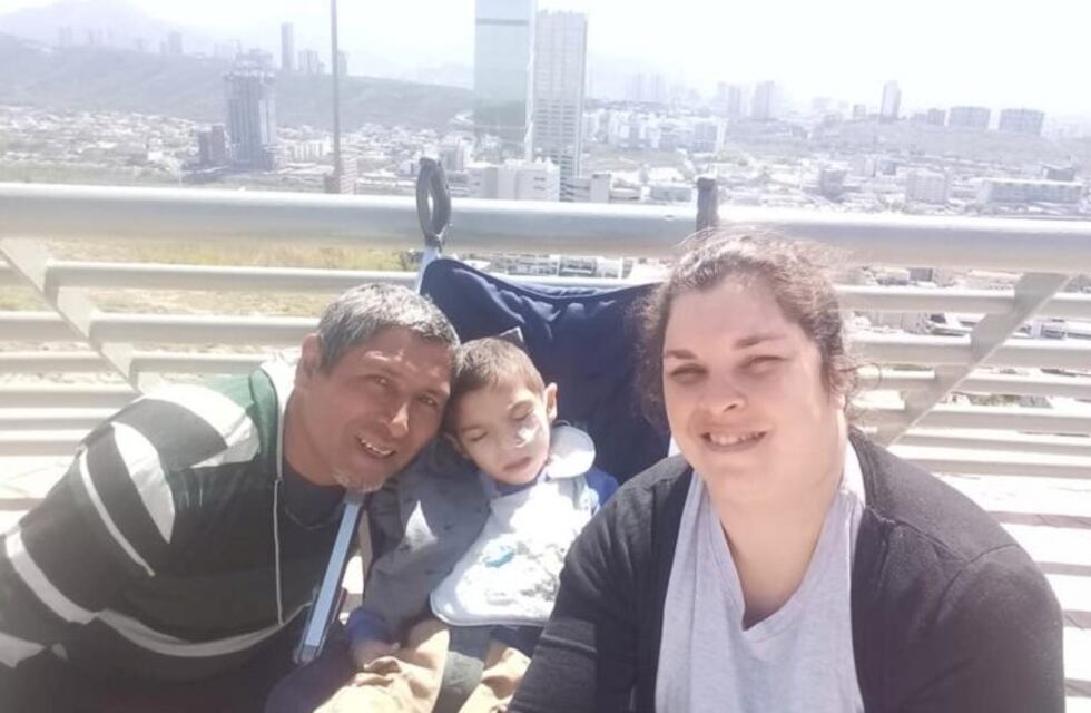 Lauti Vázquez vuelve a Azul luego de tratarse en México: "Está muy bien"