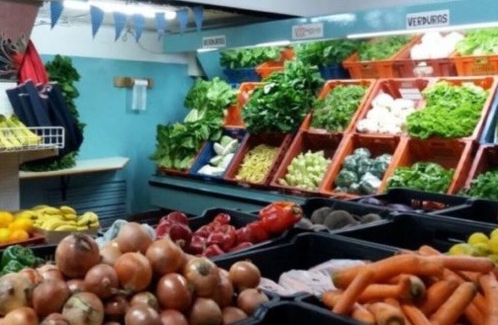 El Mercado Popular de La Toma salió a la calle con alimentos a menos de 30 pesos