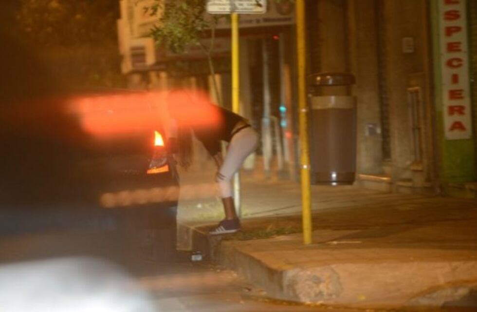 Investigan rapto, golpiza y abuso contra una trabajadora sexual