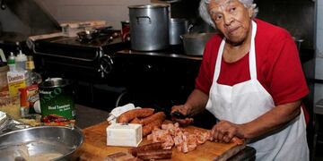 La chef Leah Chase, dueña del restaurante Dooky Chase en New Orleans\u002E