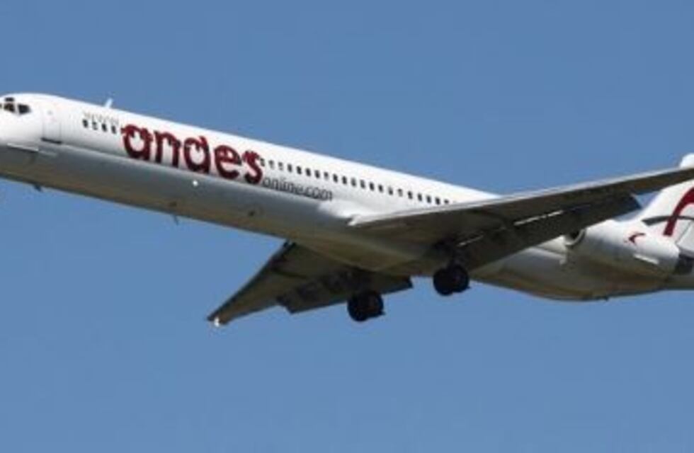 El Ministerio de Transporte oficializó la autorización para que tres empresas operen nuevas rutas aéreas