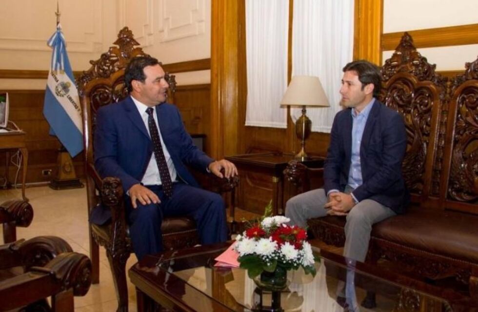 Valdés cerró un acuerdo con Yacyretá por la financiación de obras