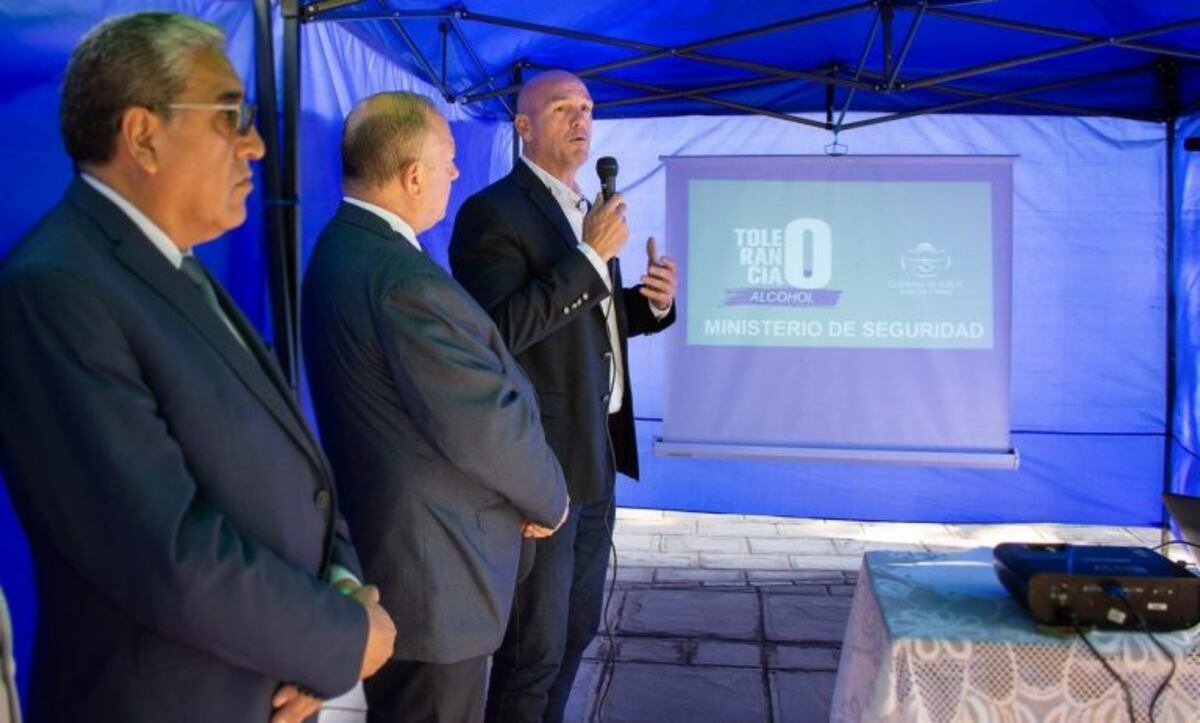 El ministro de Seguridad de la Provincia, Ekel Meyer, presentó los resultados del primer año de la implementación de la ley N° 6\u002E082 \