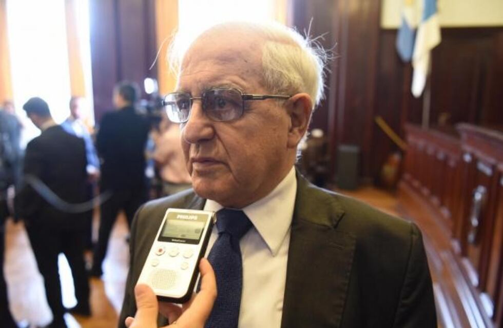 Confusión por la renuncia del vocal de la Corte Suprema René Goane