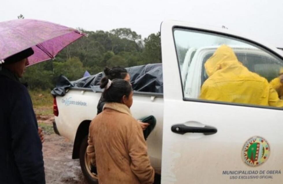 Asistieron a las familias afectadas por las inundaciones en Oberá