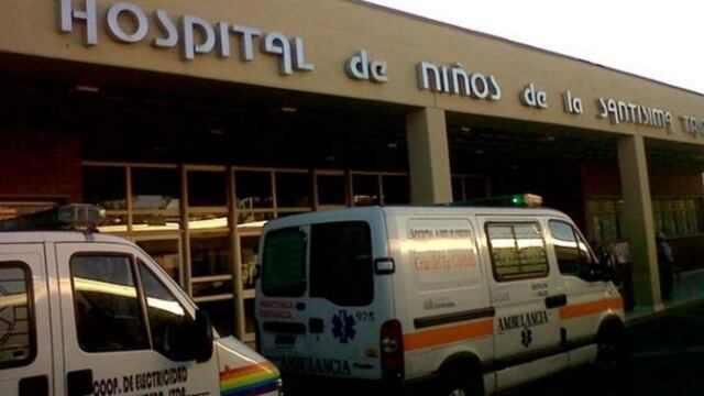 El niño fue trasladado al Hospital de Niño, y falleció por la gravedad de las quemaduras (La Voz).