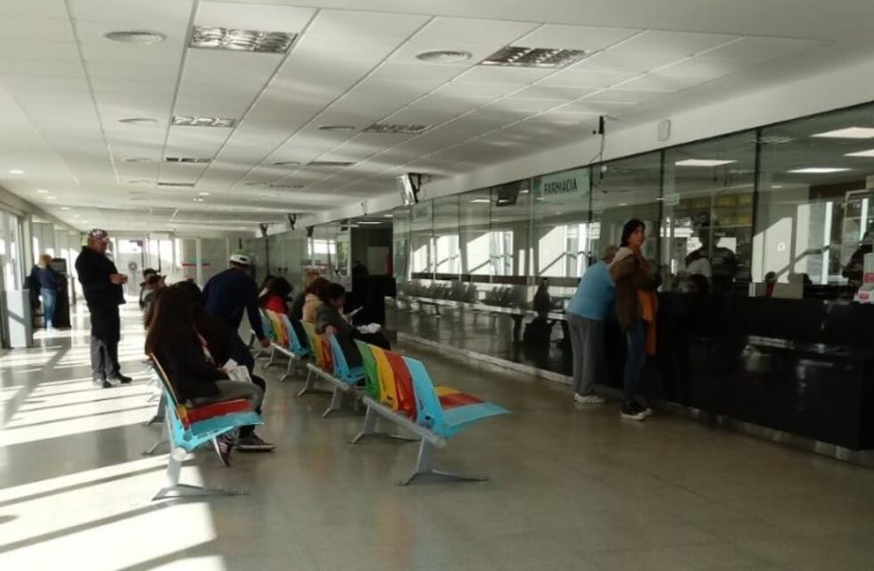 Lo internaron herido tras un tiroteo y huyó porque su custodio se descompuso