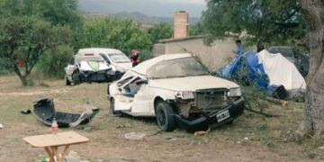 Así quedaron los autos que aplastó el finlandés\u002E (Foto: Federico Giammaría)
