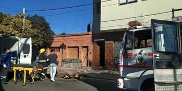 Un hombre quedó en terapia intensiva tras recibir una descarga eléctrica en Villa Mercedes