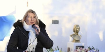 Conmemoración de los 100 años del natalicio de Eva Duarte de Perón