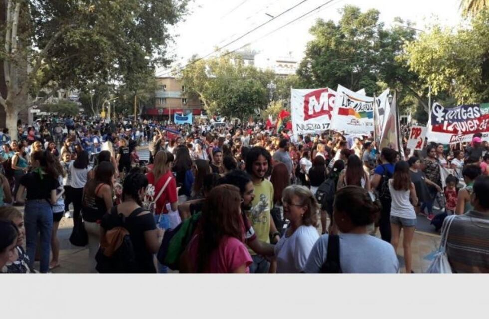 En San Luis y San Juan también marcharon por el Día de la Mujer