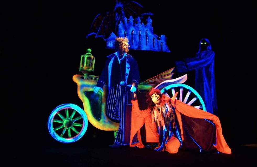 El Teatro Negro de Praga se presenta en el Municipal de Tres Arroyos