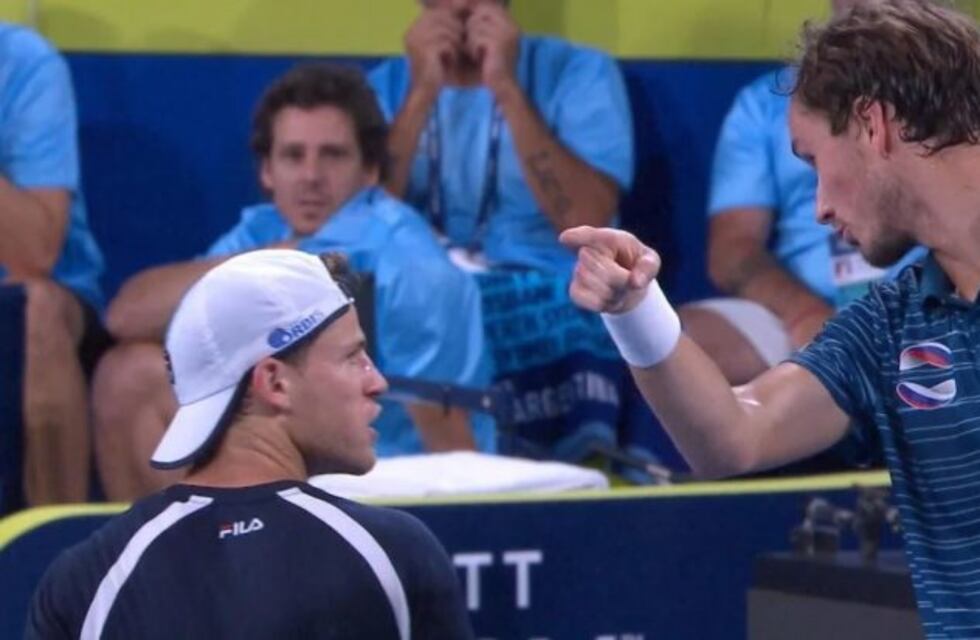 Diego Schwartzman se cruzó con Daniil Medvedev y le gritó "¡bobo!"
