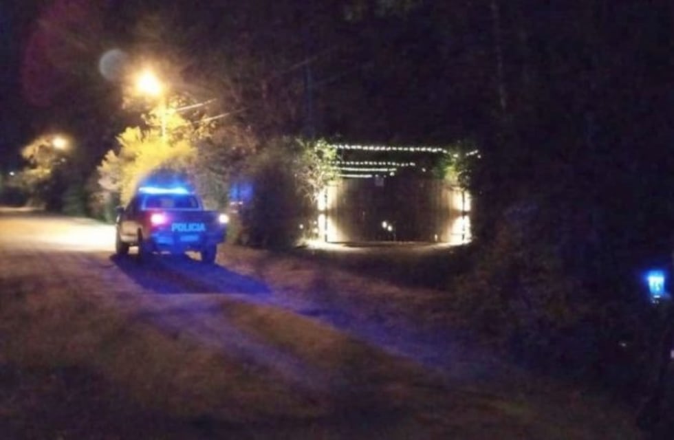 Multaron al dueño de un salón por una fiesta clandestina en Eldorado