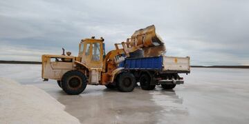 acopio de sal para las rutas en invierno