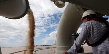 Por el corredor pasaron 21,5 millones de toneladas de carga en 2015\u002E (Archivo REUTERS/Marcos Brindicci)