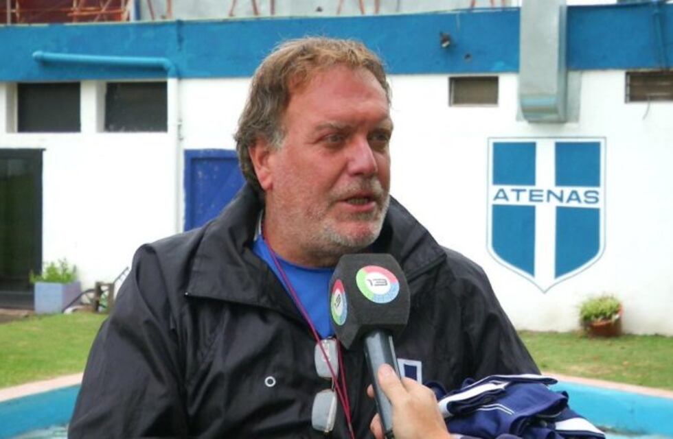 Ricardo Carnieli, DT de Atenas de Río Cuarto: "Los robos son descarados"