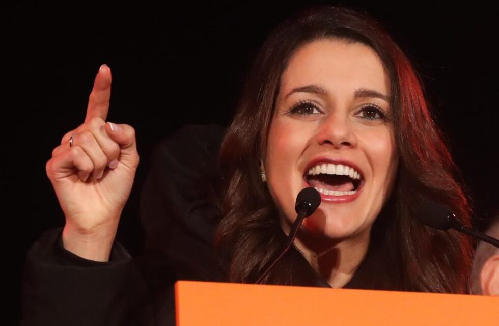 Cataluña: Los independentistas recuperan la mayoría absoluta