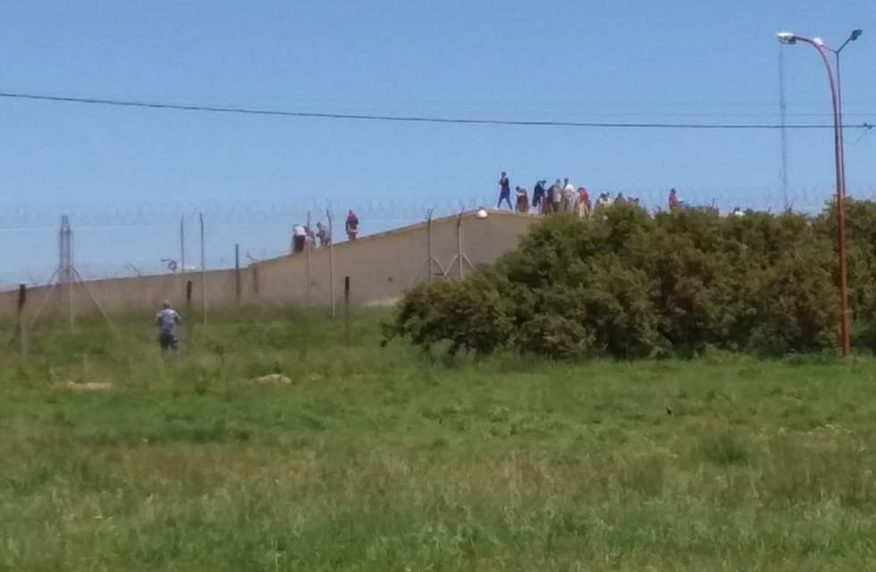 Barker: tomaron la cárcel, pero el motín ya fue controlado