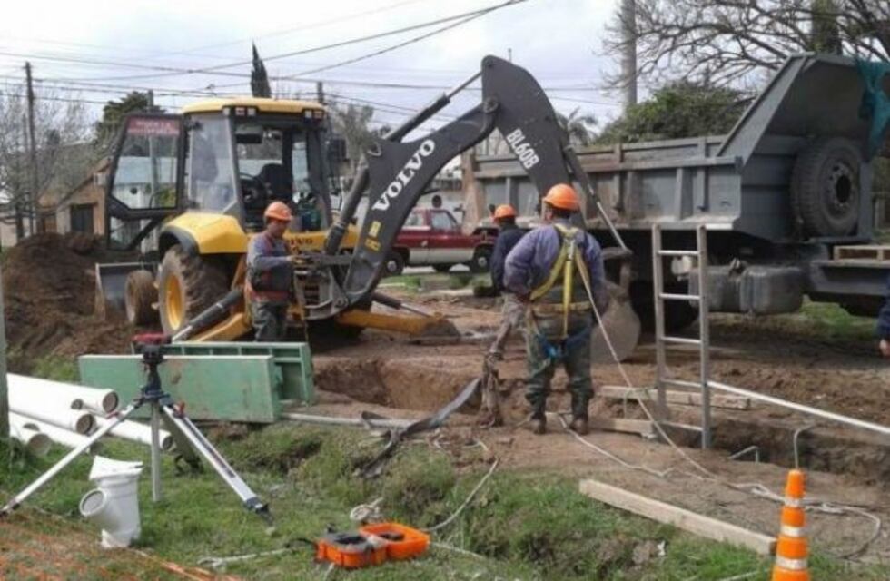Realizaban obras del Plan Abre y dejaron sin agua a 35 familias