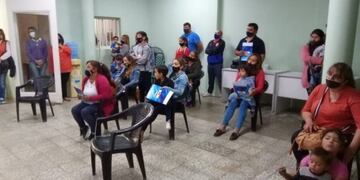 Entrega de escrituras para viviendas en Villa Ojo de Agua\u002E
