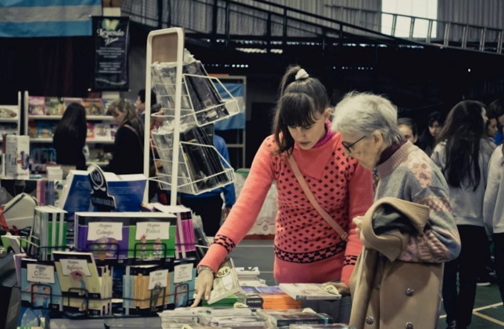 Arranca la 42° edición de la Feria Provincial del Libro en Oberá