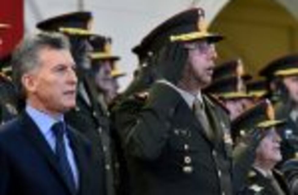 El Gobierno planea retirar del Ejército a más de 60 altos mandos y jubilarían a mil oficiales