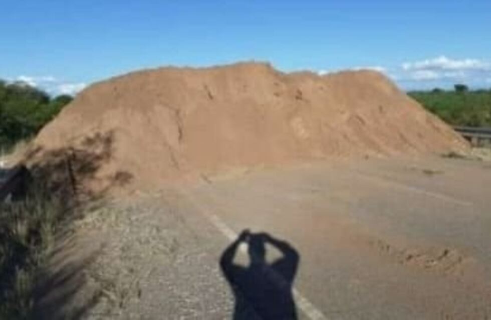 Un pueblo sanjuanino bloqueó los caminos para cuidarse del coronavirus
