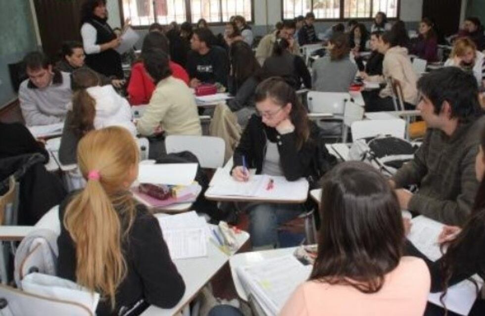 Ofrecen una beca para estudiantes gualeguaychuenses