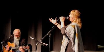 Peña folclórica en el Esther Fadul, Ushuaia