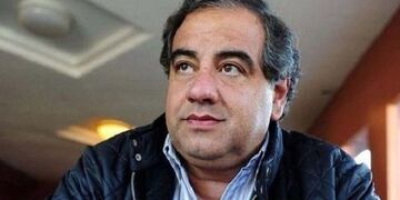 Para Julio Martínez, \