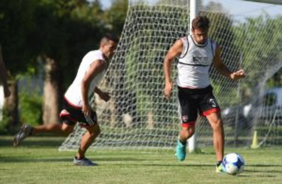 Facundo Quignon volvió a trabajar con pelota durante la pretemporada de Newell's