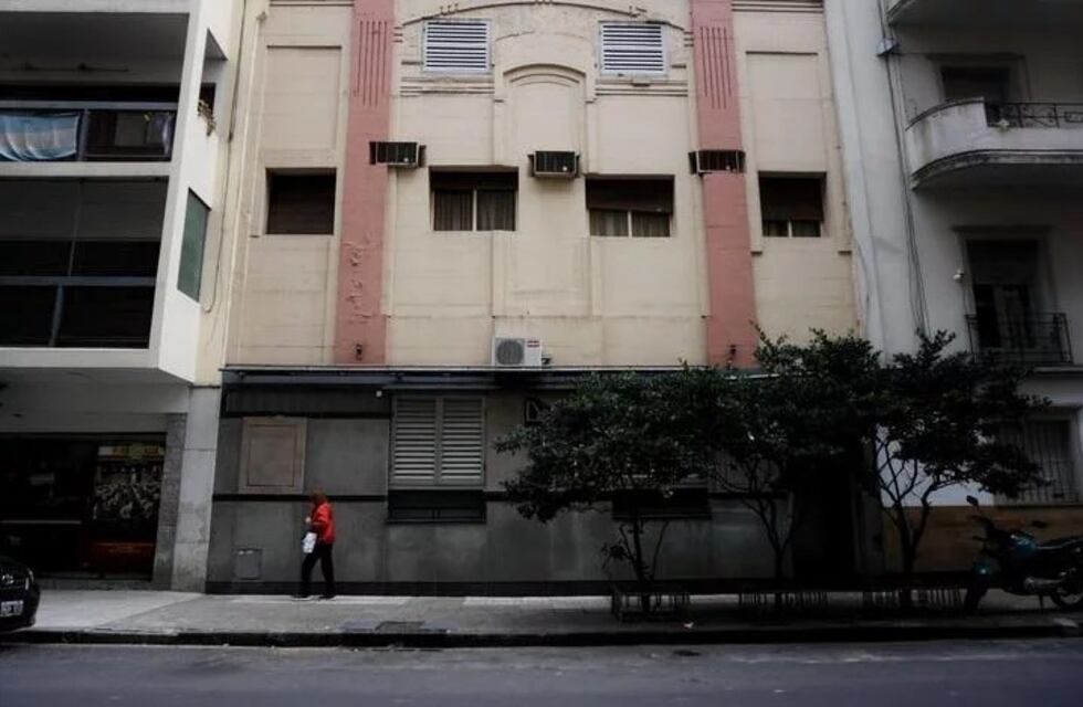 Detuvieron a un hombre de 53 años cuando salía de un hotel alojamiento con una chica de 14