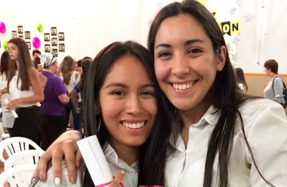 Ana y Ludmila, dos amigas en el primer año universitario cruzado por la cuarentena