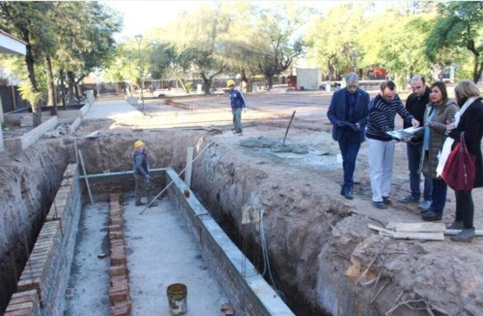 Avanzan las reformas de la Plaza Gorostiaga en Santiago del Estero