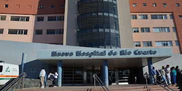 El hecho ocurrió frente al Hospital San Antonio de Padua de Río Cuarto. Foto: Web.