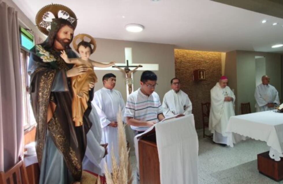 Inspirador mensaje transmitió el obispo Fernández a seminaristas de Jujuy