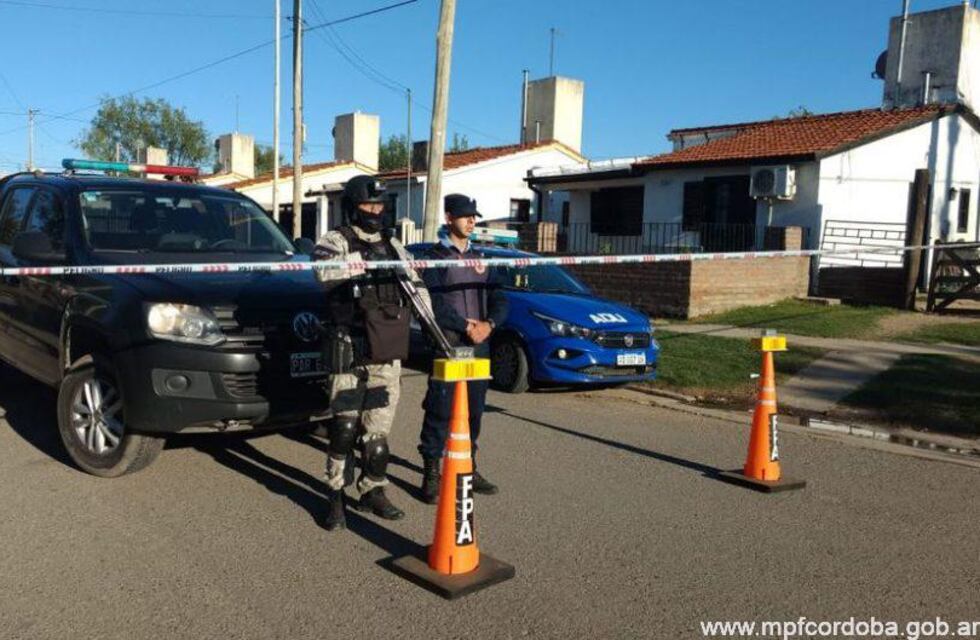 Lo controlaron en la calle y le incautaron varias dosis de marihuana en Córdoba