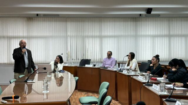 Ítalo Cassina en el Concejo Municipal