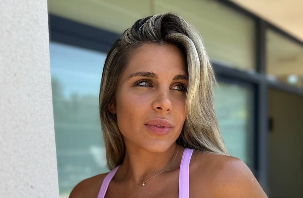 Ivana Icardi le puso calor a la primavera europea con una producción de fotos en bikini