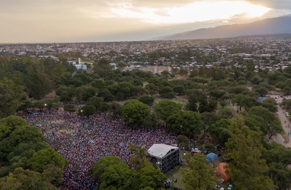 Más de 100 mil fieles participaron en el cierre de las actividades en honor a la Virgen del Valle