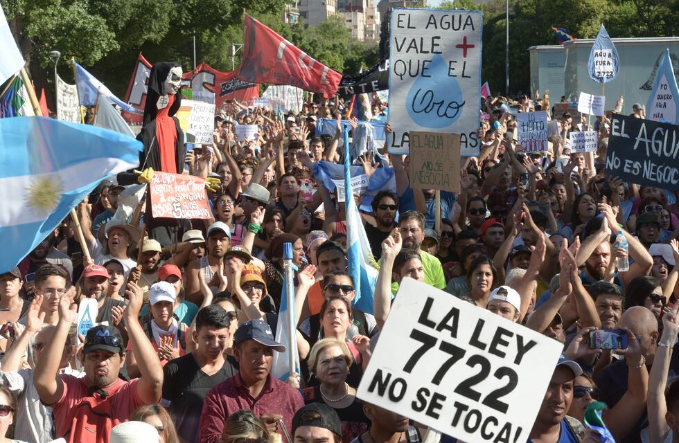Nuevo gobierno de Alfredo Cornejo: ¿qué pasará con la Ley 7722 del Agua y la Minería en Mendoza?